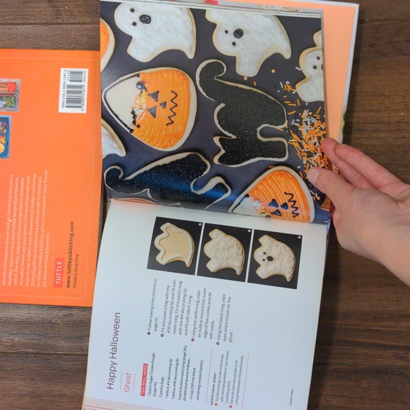 NEW set of 2 Everyday Bento and Cookie Class Fun Cooking Books - Picture 2 of 4